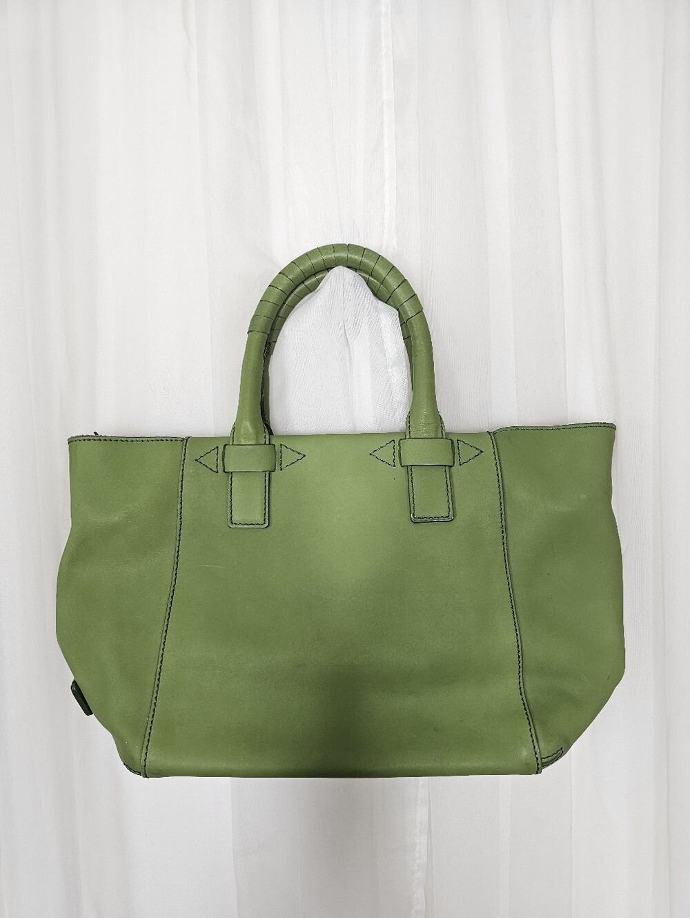 Lottusse Luxury Green Leather Tote Bag - Whipstitch Handle